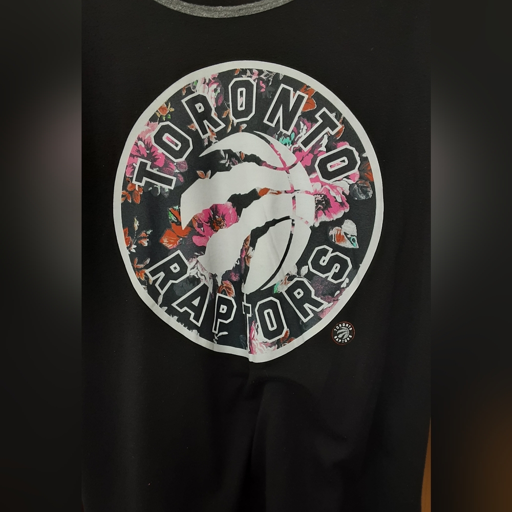 Toronto Raptors Floral T-shirt EXCELLENT CONDITION - Picture 2 of 6